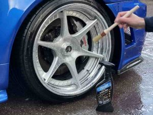 tenzi-clean-rim-wheel-cleaner-bottle-600ml-artimg