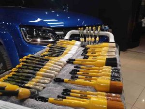 car detailing brushes