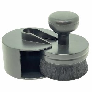 tyre dressing brush